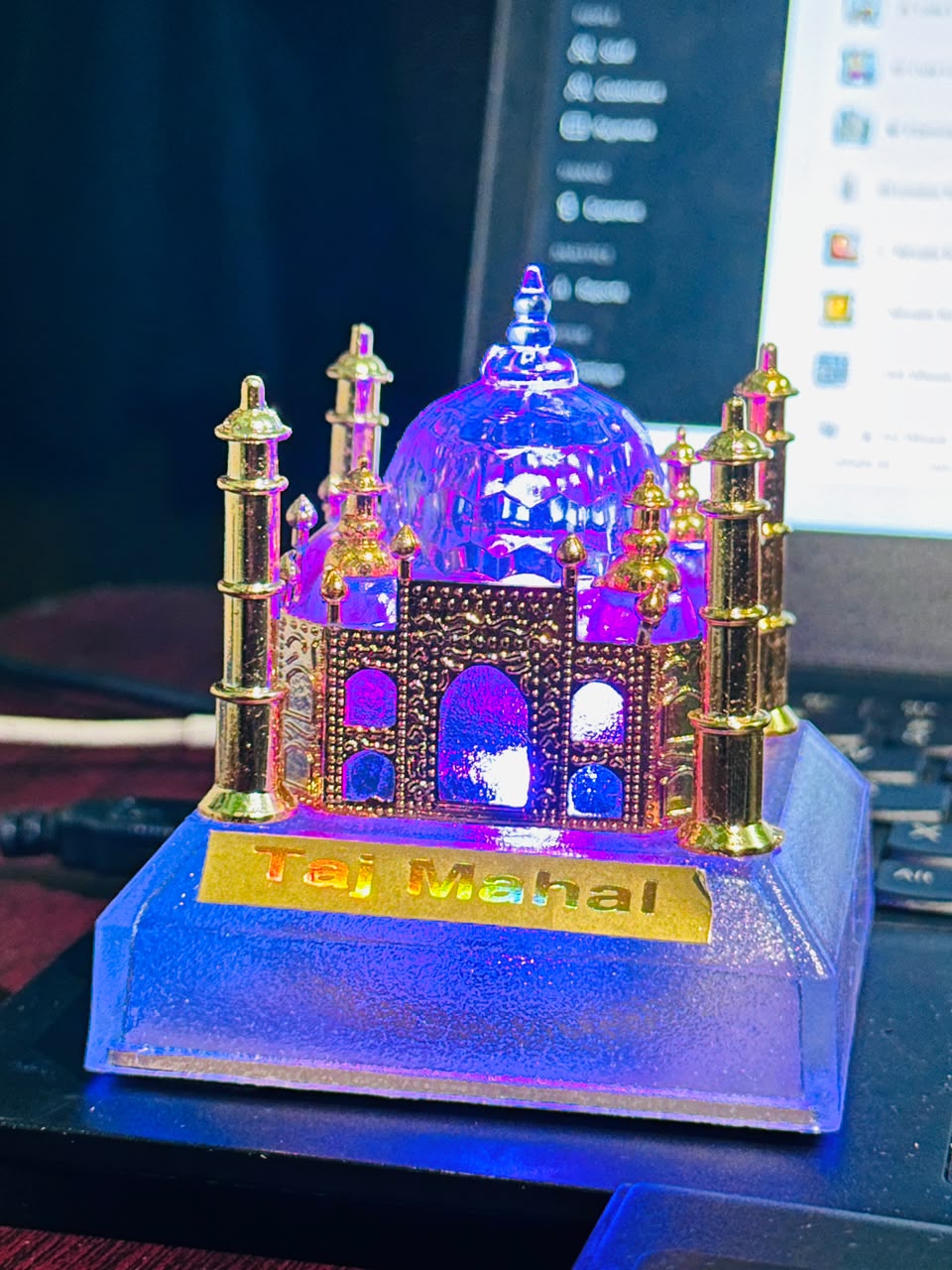 🕌 Taj Mahal With Lighting – Beautiful Decorative Showpiece ✨❤️