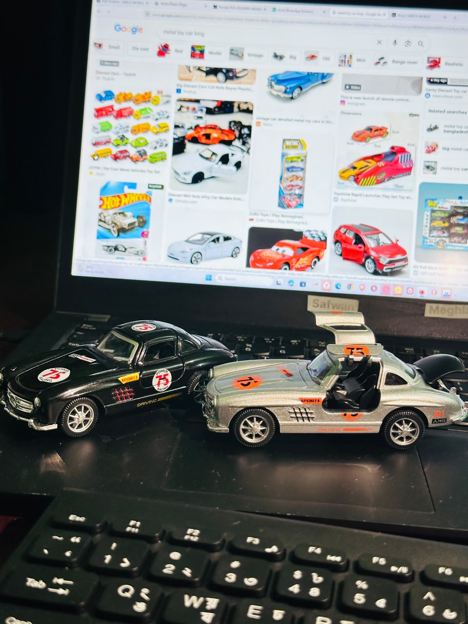 🚗 Metal Die-Cast Car Model – Stylish Collectible Toy